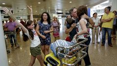 Llegada a Alvedro de los 169 pasajeros atrapados en Heatrow