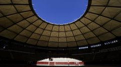 Plaza de toros de Pontevedra con su cubierta