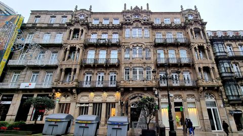 Edificio de Camilo y Benigno Fernndez, en Urzaiz, 28