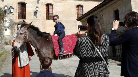 SEMANA SANTA EN BARBANZA, PROCESIN DE LA BORRIQUITA Y BENDICIN DEL DOMINGO DE RAMOS
