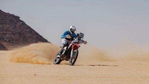 G�mez Pallas, durante la octava etapa del Dakar.