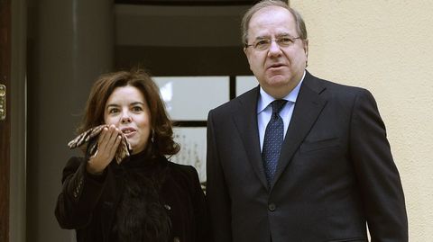 Soraya S�ens de Santamar�a junto al presidente de la Junta de Castilla y Le�n, Juan Vicente Herrera