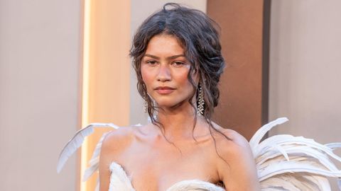 Zendaya, una diosa alada de Mati�res F�cales, durante la presentaci�n de �La odisea� en Nueva York