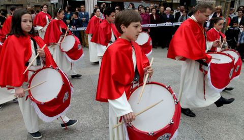 La banda que participa en los desfiles sonenses est integrada por quince personas. 