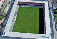 Se prev� que el estadio de Pasar�n registre un lleno absoluto para recibir a la selecci�n espa�ola.