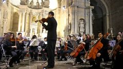 A orquestra Gaos nunha actuaci�n no mosteiro da Armenteira.
