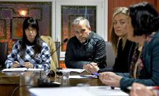 Anabel Pi�eiro, Serxio Dom�nguez, la interventora y la alcaldesa, en el pleno del mi�rcoles.