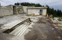 Del entorno de la antigua cantera queda todav�a por retirar toda la estructura de hormig�n. 