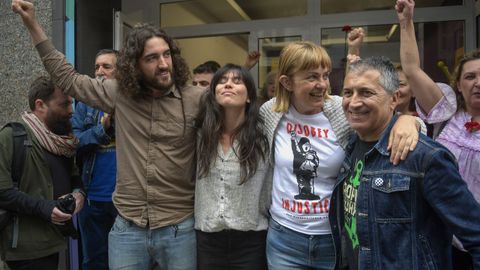 Candidata de Podemos a la Presidencia del Principado, Covadonga Tom, junto Xune Elipe, Laura Tuero y Jorge Fernndez