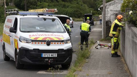 El tr�gico accidente se produjo en Vivente, en la parroquia carballesa de Arda�a.