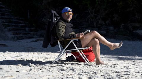 En Lapam�n, en Bueu, ayer fue un d�a de playa.