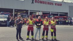 Emotivo homenaje a Sergio Saln�s, el bombero fallecido en Vigo