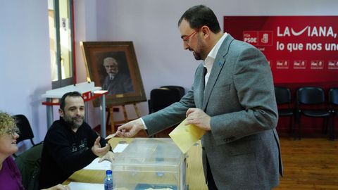 Barbn vota este sbado en la consulta a la militancia del PSOE sobre el acuerdo con Sumar.