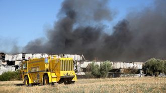 Dos pilotos muertos tras estrellarse un avi�n de combate durante una exhibici�n a�rea en Grecia