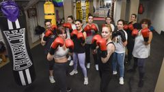 El grupo de mujeres del curso de boxeo impulsado por el CIM de Sanxenxo