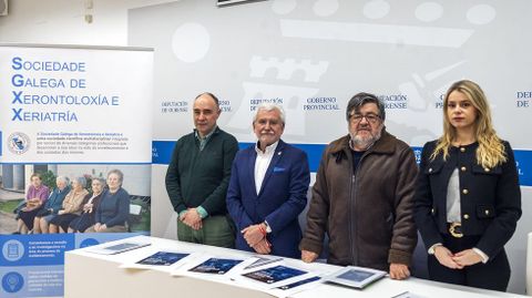 De Izquierda a derecha: Fa�lde, Fern�ndez, Pazos y Rouco presentaron el congreso.