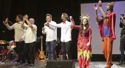 Los integrantes de Animundis triunfaron en su estreno en la capital de Soneira, de donde proceden algunos de los miembros. 