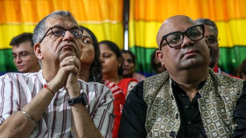 Partidarios del matrimonio del mismo sexo esperando el veredicto 