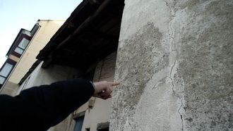 En el 2005, en Triacastela se formaron grietas en algunas casas debido a un temblor, pero esta vez los da�os han sido inapreciables