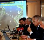 Freire (tercero por la iz.), en el presentaci�n de la feria.