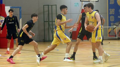 Imagen del partido entre el Berberecho y el Tui.