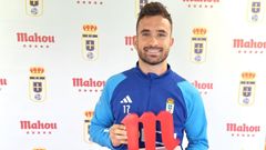 Sebas Moyano, con el premio a jugador 5 Estrellas de septiembre