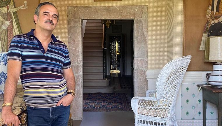 Lorenzo Castillo en la rector�a de Peruyes