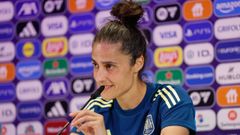 La seleccionadora española Monste Tomé, en la rueda de prensa previa al debut.