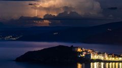 Tormenta sobre Malpica la noche del viernes.