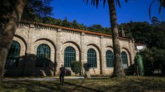 El centro de interpretacin se sita en uno de los edificios de la central hidroelctrica del Tambre.