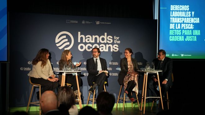 Opagac present� ayer en Madrid el movimiento internacional �Hands for the oceans�, y el estudio �Qu� sabemos de lo que comemos del mar�.