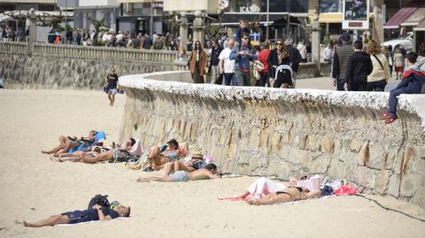Playa y paseo de Silgar, Sanxenxo, este domingo
