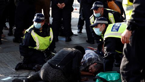 Manifestaci�n en Londres contra los confinamientos
