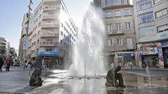 Imagen de archivo de la Fonte dos Nenos en funcionamiento