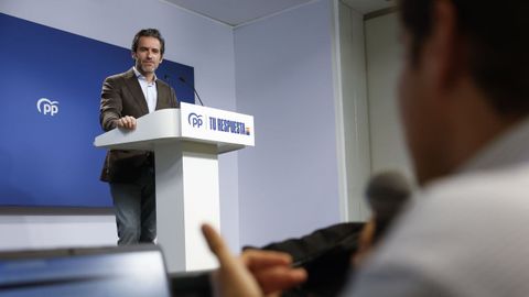 El portavoz y vicesecretario de cultura del Partido Popular, Borja Smper, en una rueda de prensa el martes en la sede de la formacin en Madrid.