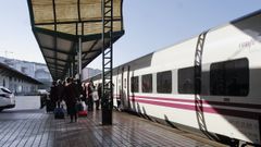 Tren hotel en la estaci�n de Lugo