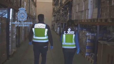 Intervenidas 20.000 botellas de champ�n franc�s falso