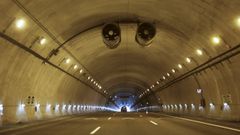 Imagen de uno de los túneles de la A-6 en Pedrafita, donde se cambia la ventilación