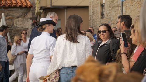 La Princesa Leonor y los Reyes Letizia y Felipe VI, en la terraza del restaurante de Carril (Vilagarc�a de Arousa)