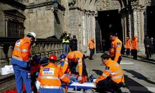 El personal especializado resolvi� la simulada emergencia en menos de una hora.