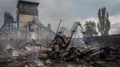 Ruinas y cenizas de un silo de cereal en la localidad de Sivers'k (regi�n del Domb�s)