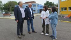 El director territorial de Educaci�n, Santiago Freire, se reuni� con el alcalde, Jos� Manuel L�pez; la edila de Ensino, Patricia Bello, y la directora del centro, Agripina Alfeir�n