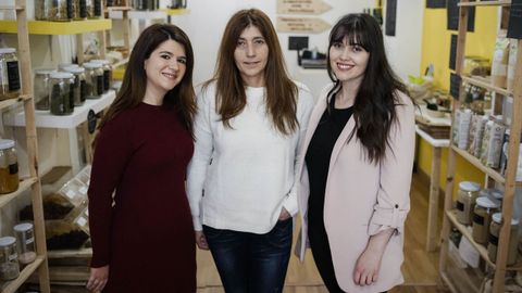 Noem Torres, Pury Fuentefra y Dayrn Fuentefra, en Saquios