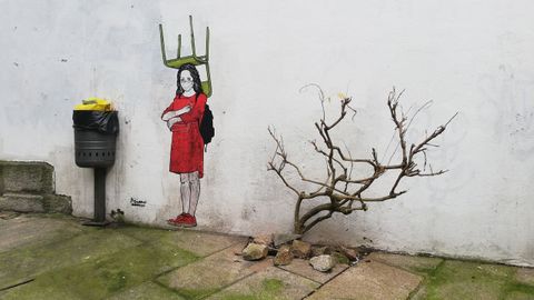 Obra de Primo de Banksy en el Casco Vello de Vigo