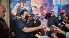 Tarantino, firmando aut�grafos en Mil�n este fin de semana.