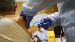 El domingo se vacunaron 2.476 ourensanos de entre 70 y 79 a�os