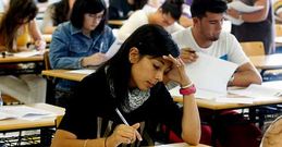 Quedan plazas libres en Empresariales, Relaciones Laborales, Sociolog�a y Turismo, entre otras.