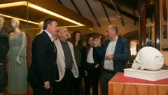 El presidente de la Deputaci�n, Valent�n Gonz�lez Formoso, visit� el Museo Valle-Incl�n en A Pobra, acompa�ado del alcalde, Jos� Carlos Vidal, la concejala de cultura, Patricia Lojo, y el director del centro, Antonio Gonz�lez Mill�n