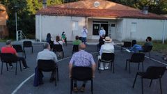Asamblea celebrada por el PP con vecinos de Campa�� para abordar la propuesta de variante de Alba