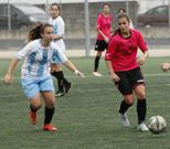 Clara, a la derecha, es un referente del equipo de Jordi. 